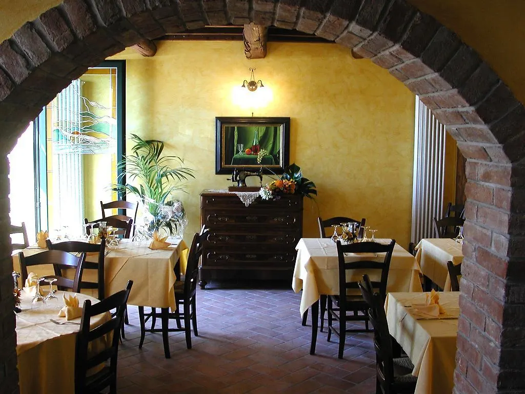 Farmstay Agriturismo La Mandriazza Del Gallo Iolanda di Savoia Italy