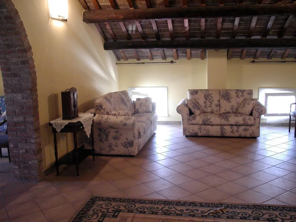 Farmstay Agriturismo La Mandriazza Del Gallo Iolanda di Savoia Farm stay